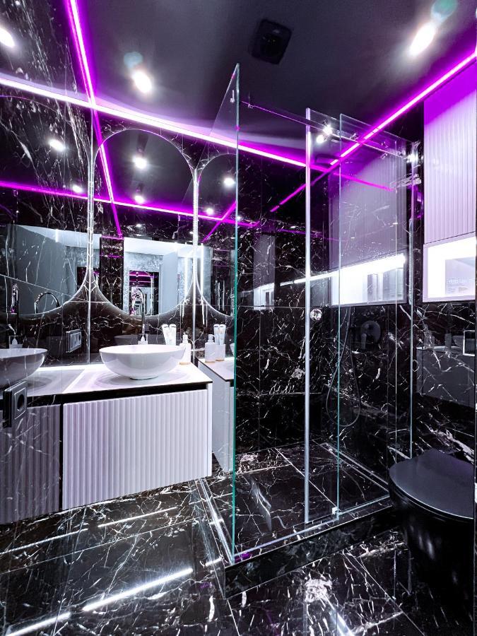 Black Pearl Luxury Apartment ベンツピルス エクステリア 写真