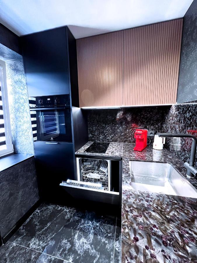 Black Pearl Luxury Apartment ベンツピルス エクステリア 写真